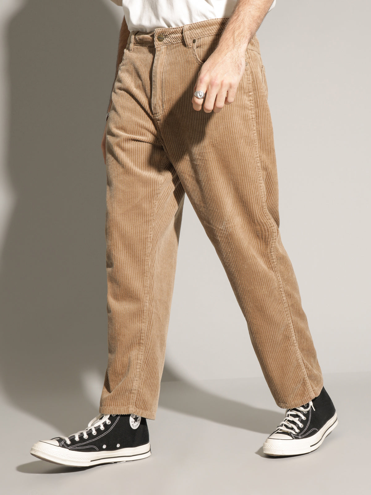 Wrangler Slacker Corduroy Pants | Oatmeal