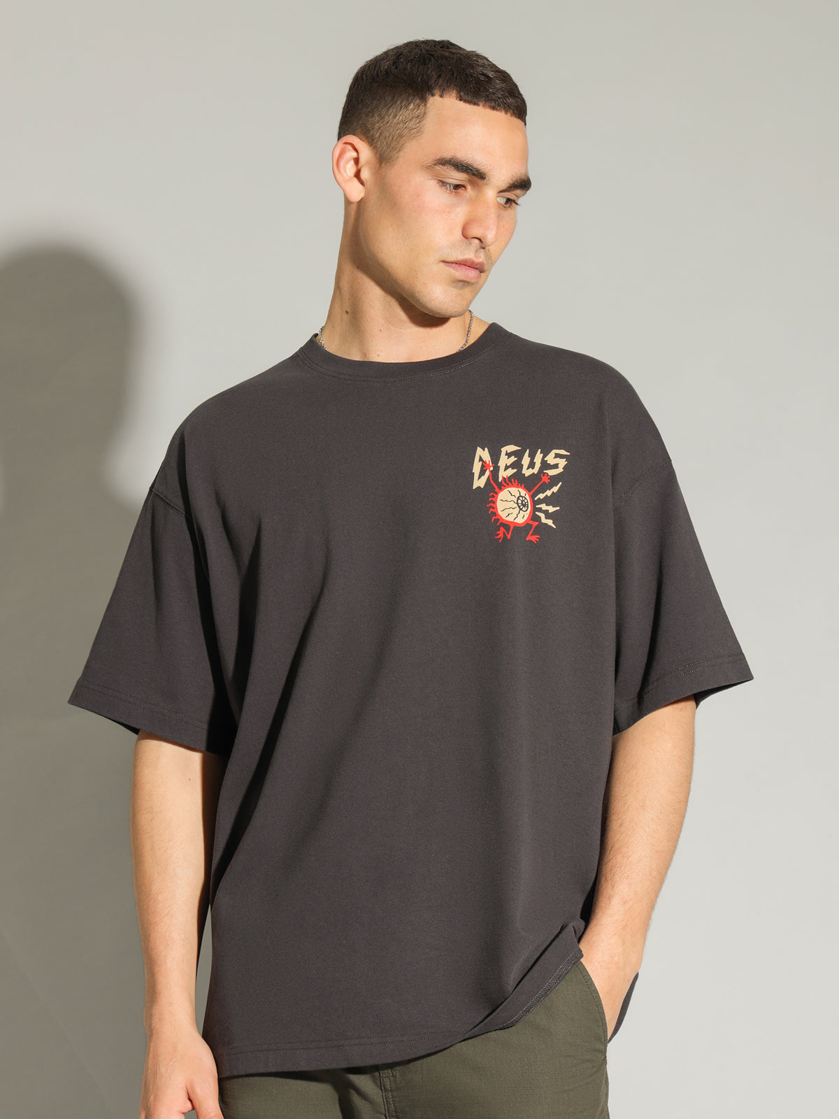 Extreme View T-Shirt in Anthracite