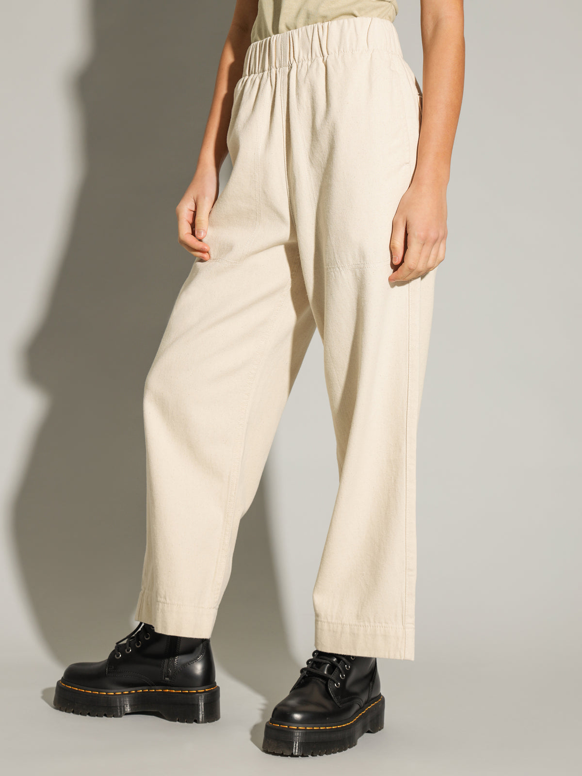 Ease Utility Pants in Unbleached