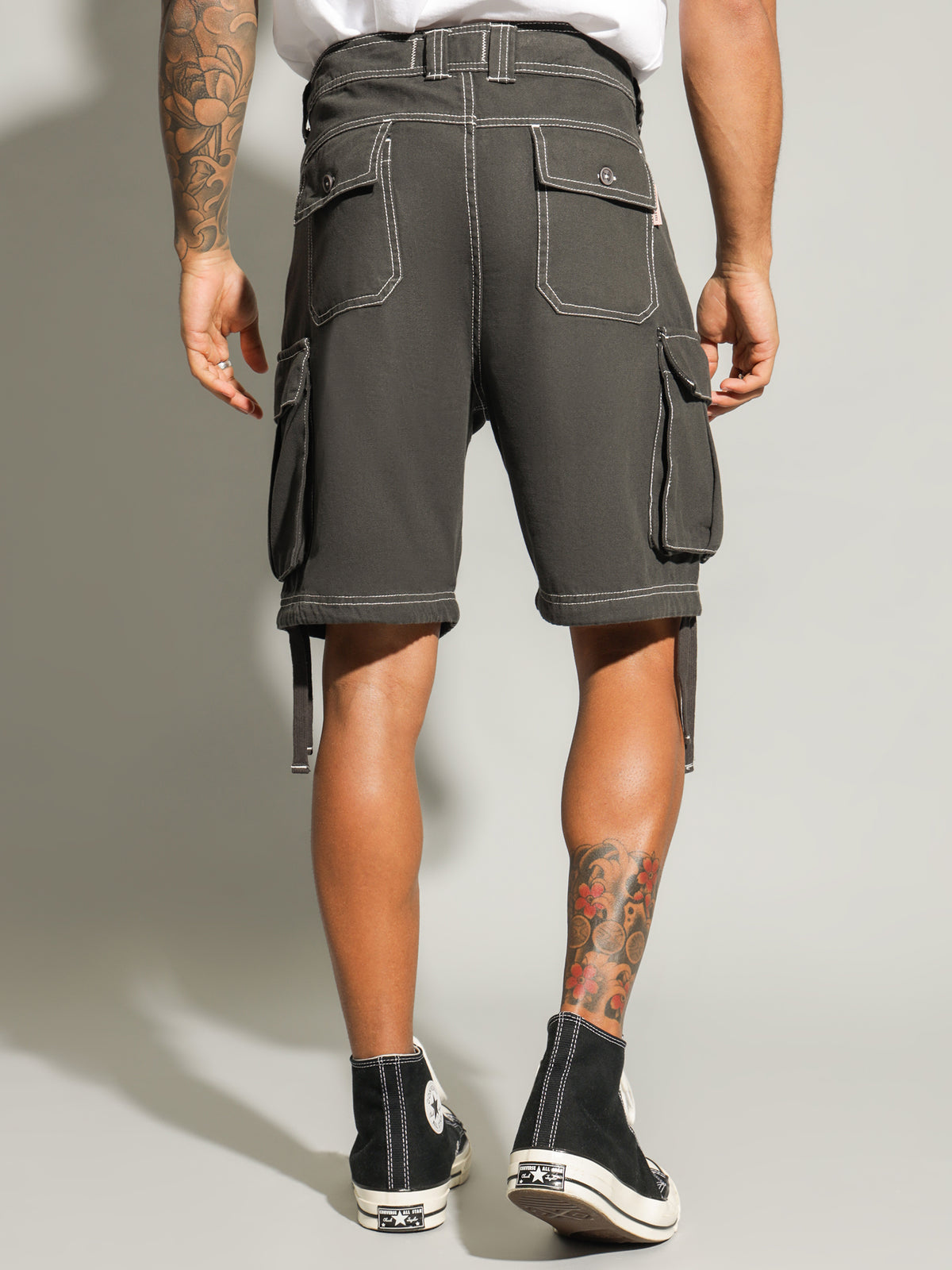 Syndicate Cargo Shorts in Obsidian