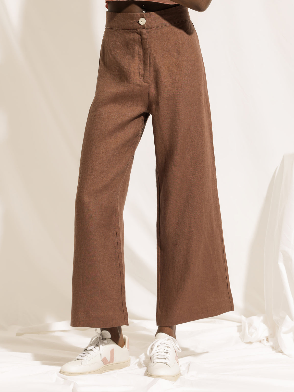 Rynn Linen Pants in Brown