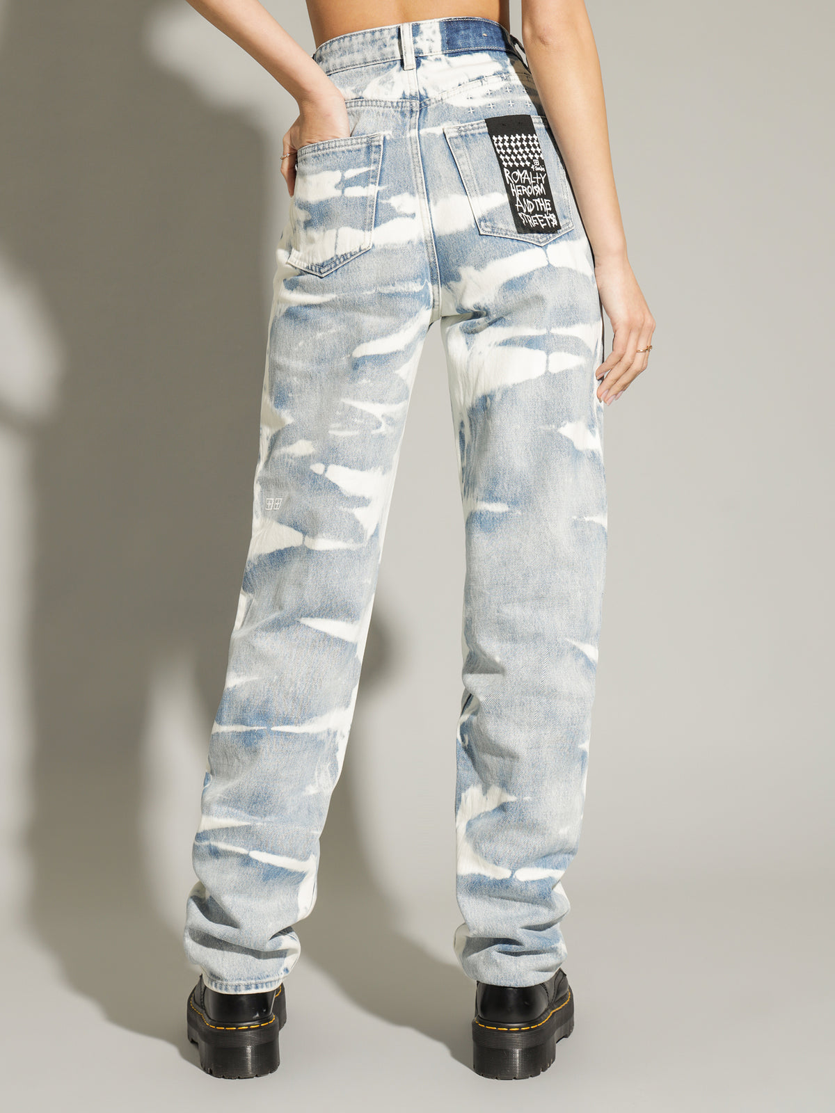 Playback High-Waisted Relaxed Jeans in Motley Bleach-Dye Blue