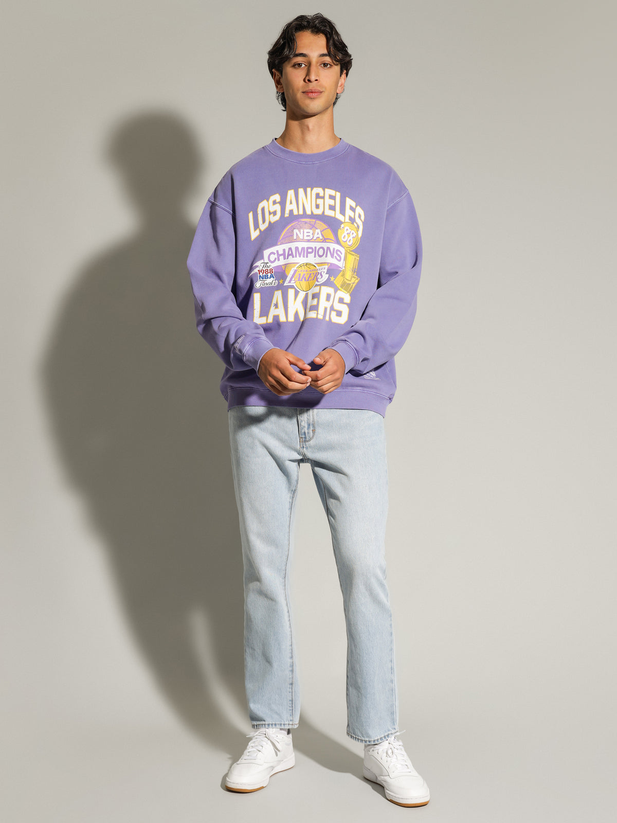 Team History Crew Los Angeles Lakers Sweatshirt in Purple