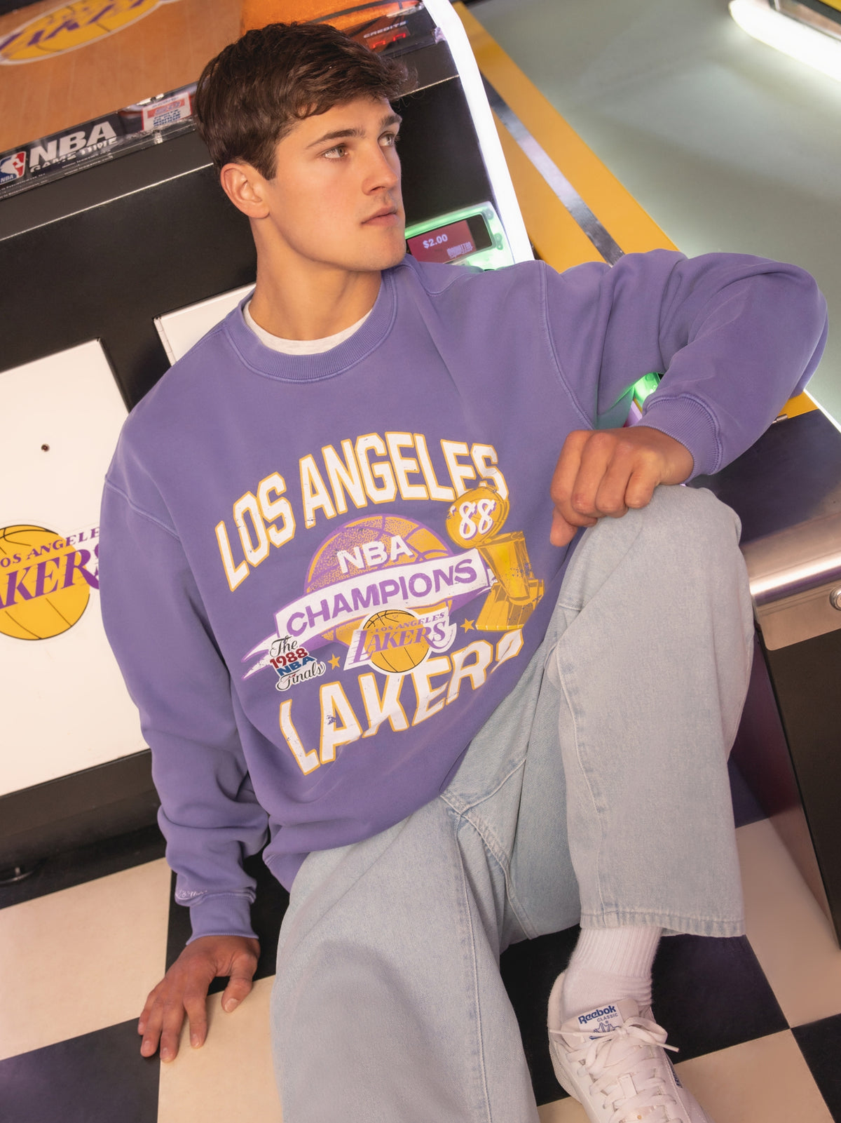 Team History Crew Los Angeles Lakers Sweatshirt in Purple