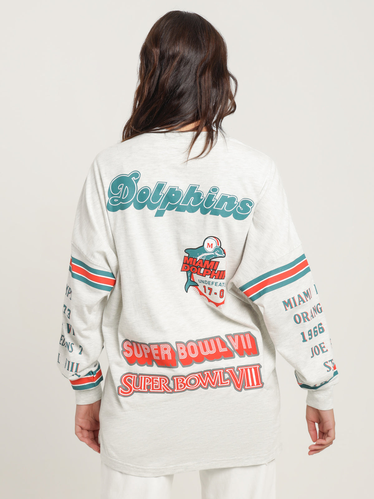 Dolphins 17 3/4 Long Sleeve Top in White Marle