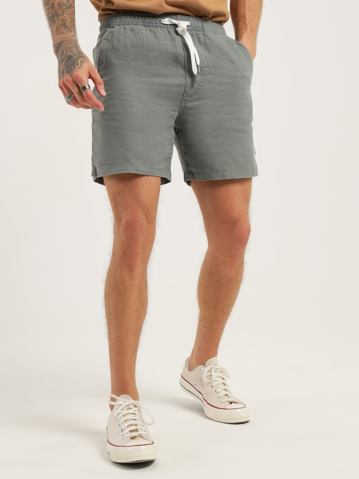 Article One Nero Linen Short | Moss