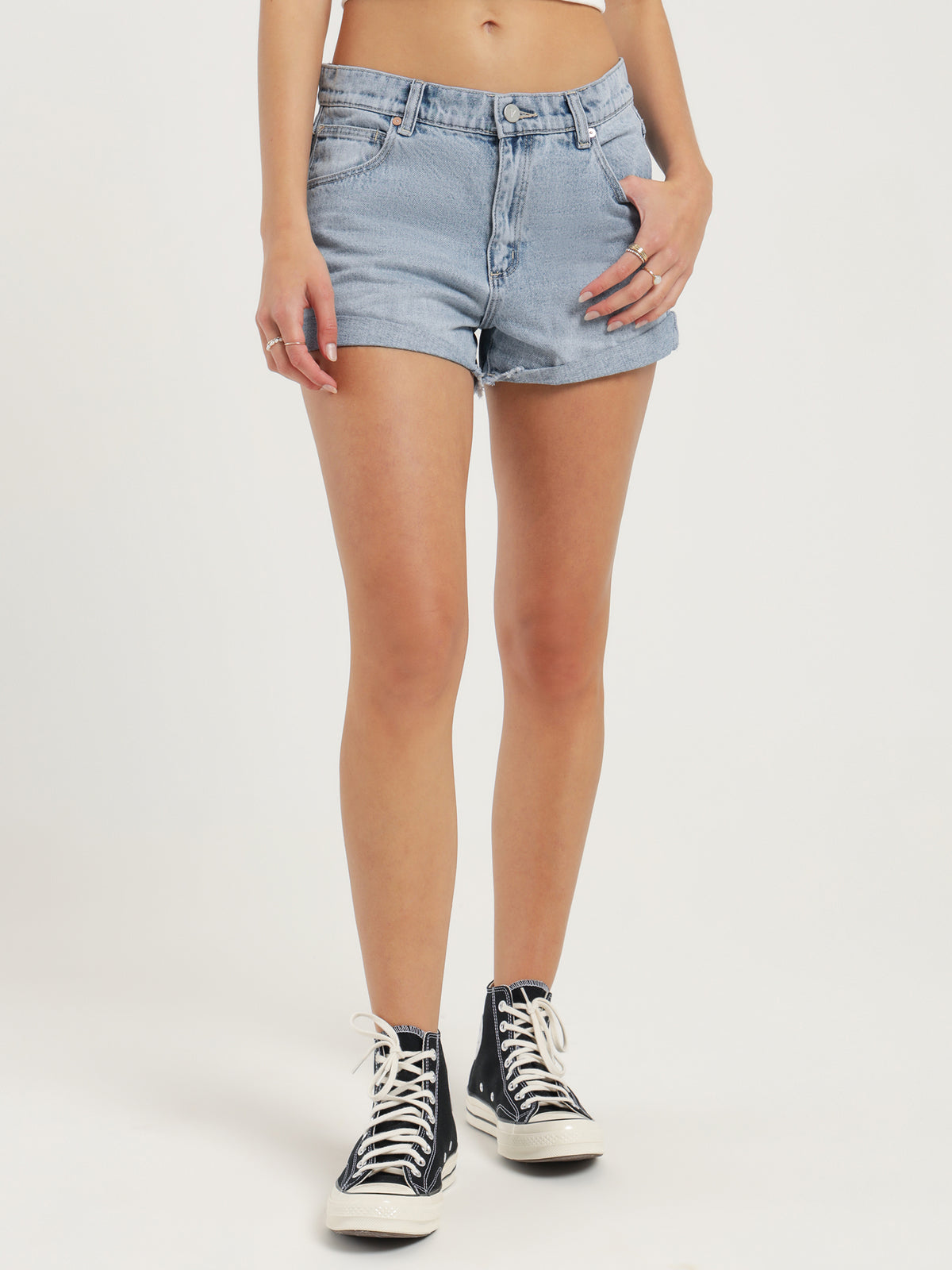 A Slouch Shorts in Light Blue