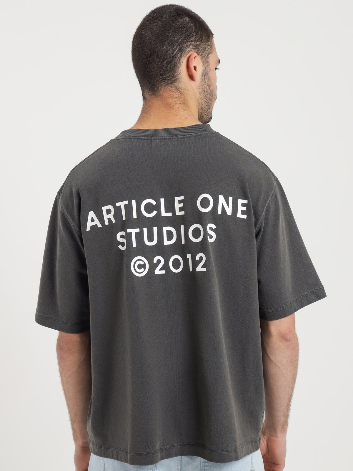 Studio Logo T-Shirt in Coal