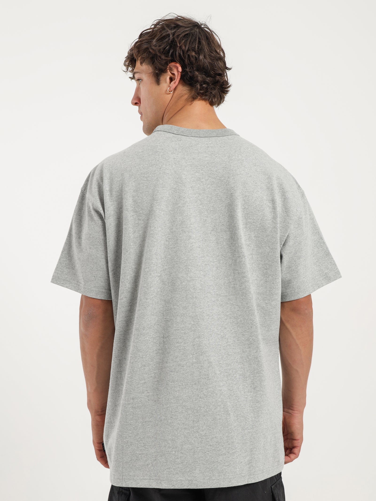 Sportswear Premium Essentials T-Shirt