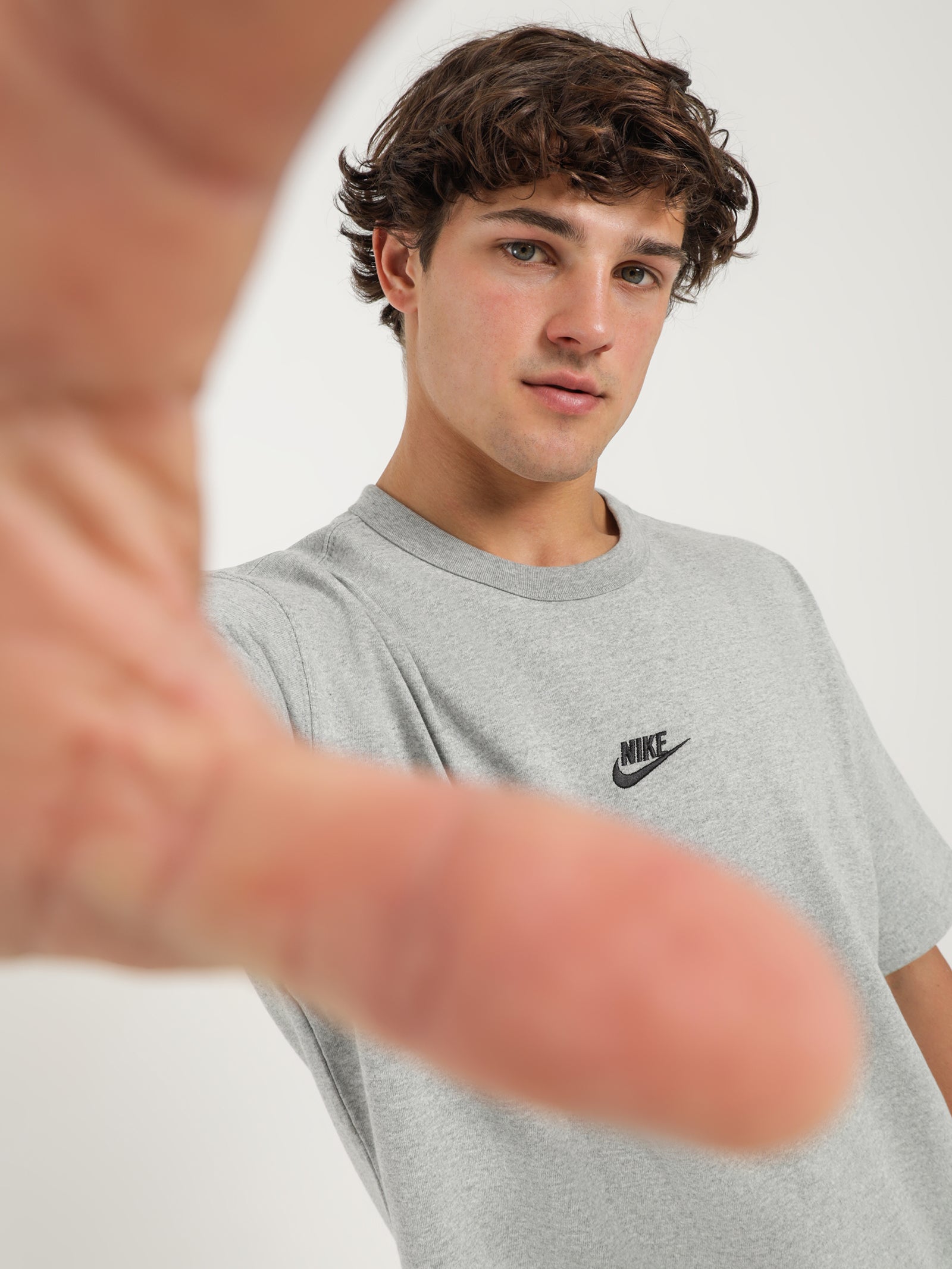 Sportswear Premium Essentials T-Shirt