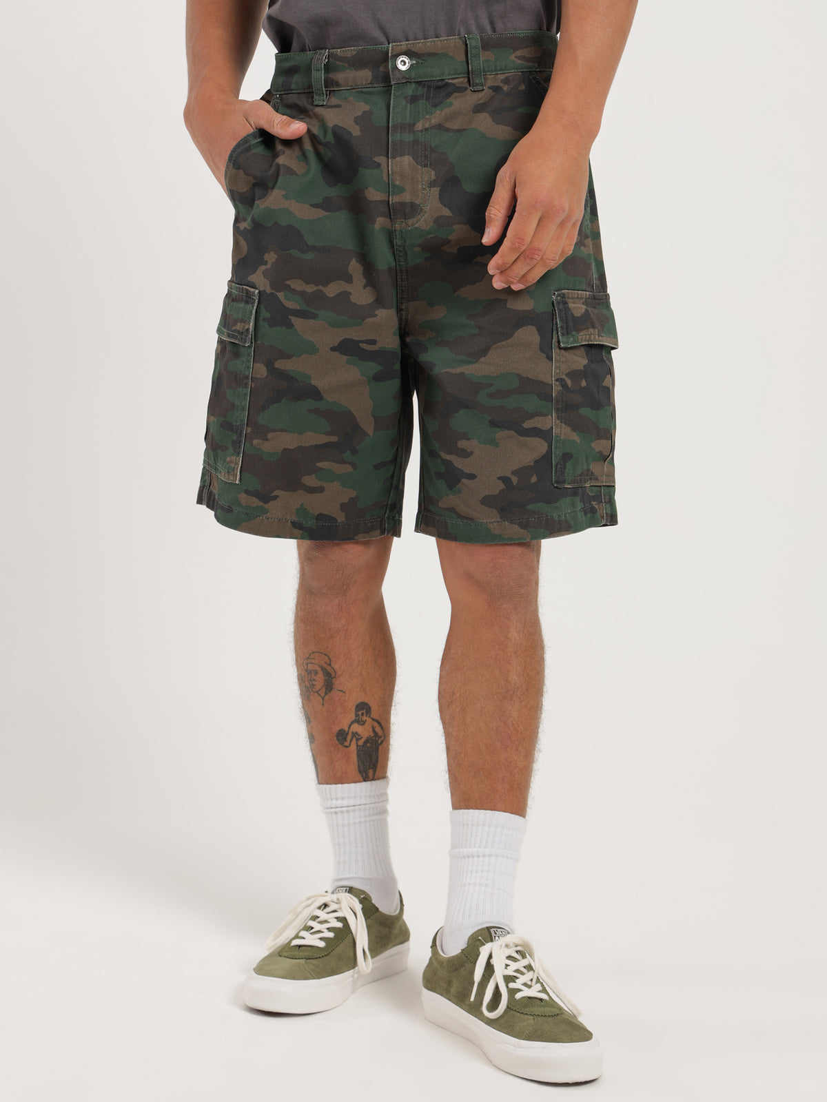 91 Cargo Shorts in Camouflage