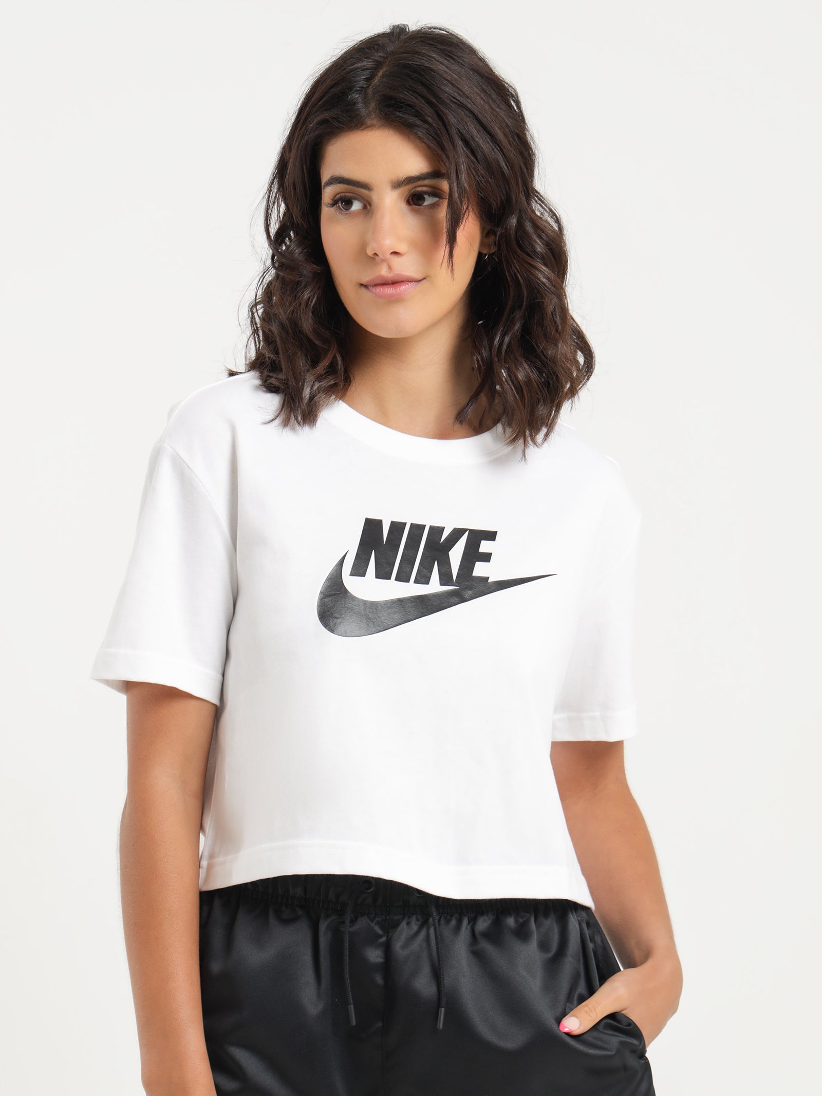 Sportswear Essential T-Shirt