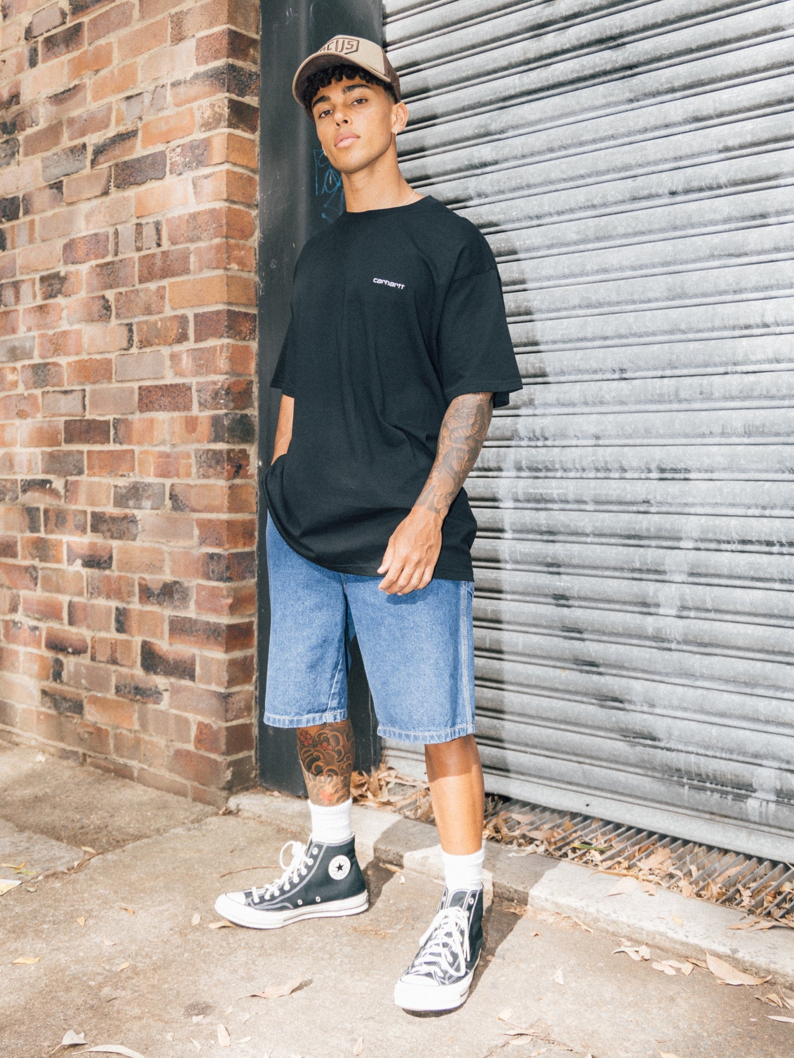 Short Sleeve Script Embroidery T-Shirt