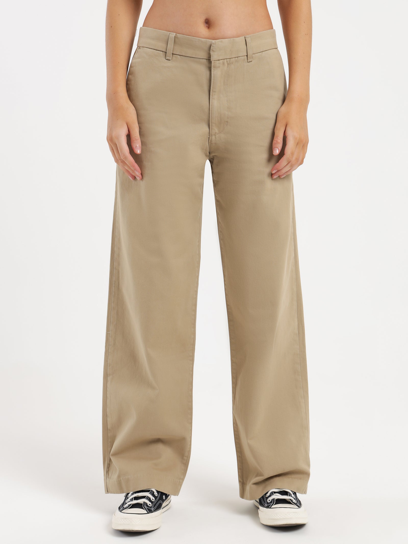 Baggy Trousers in Unbasic Khaki - Glue Store