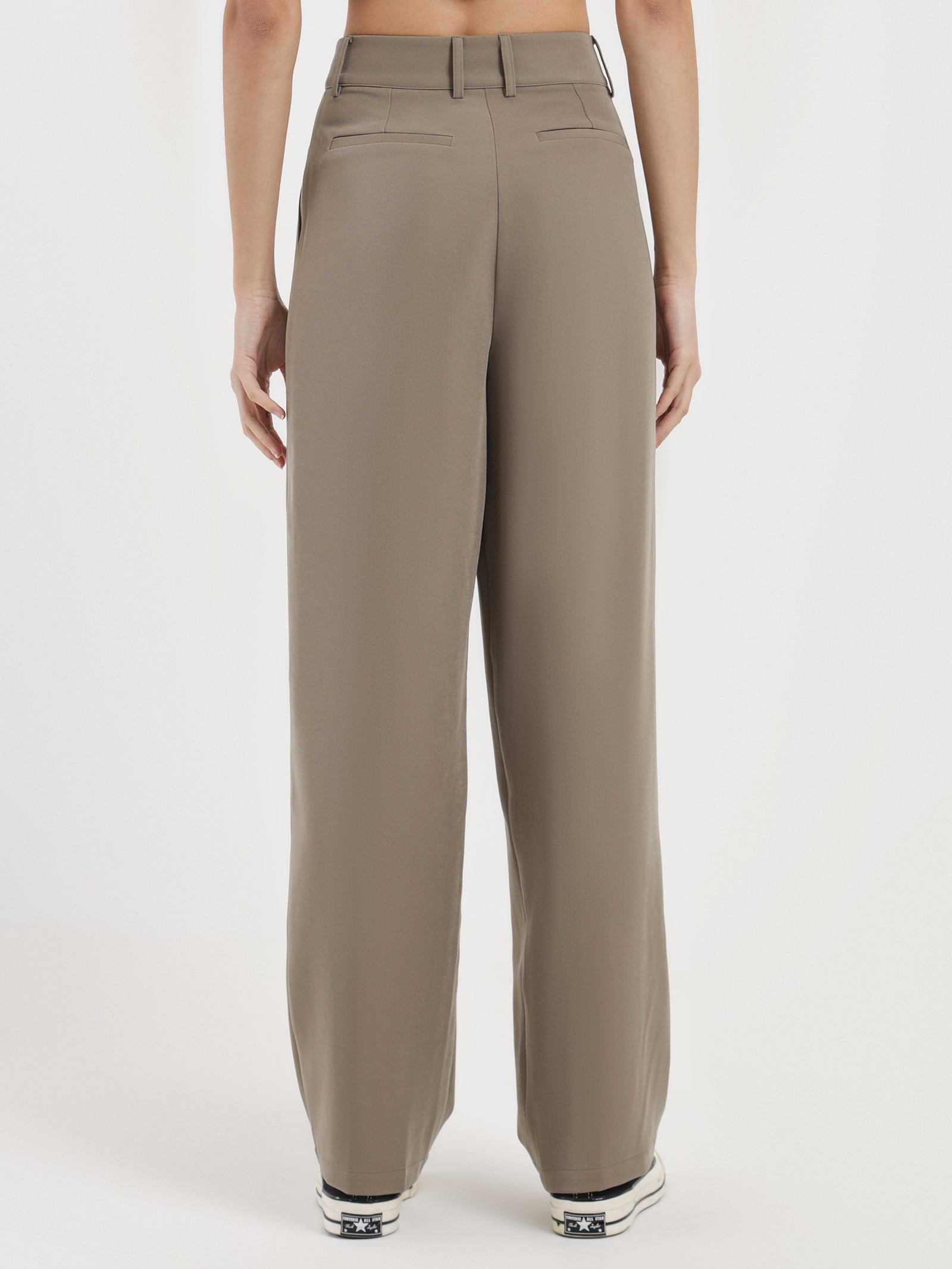 Raquel Tailored Pants in Taupe
