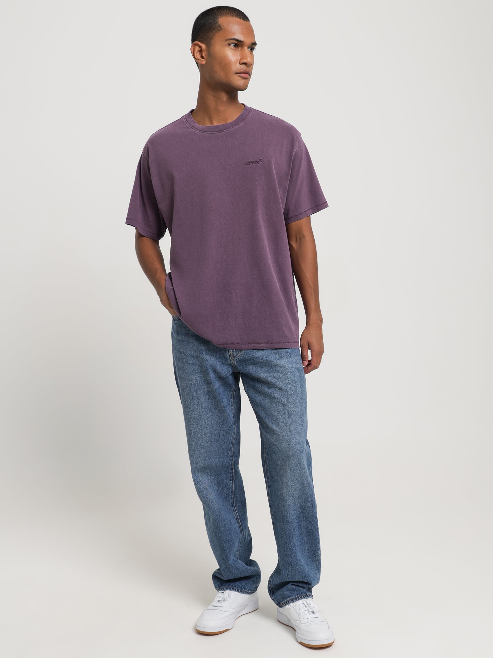 568 Stay Loose Jeans