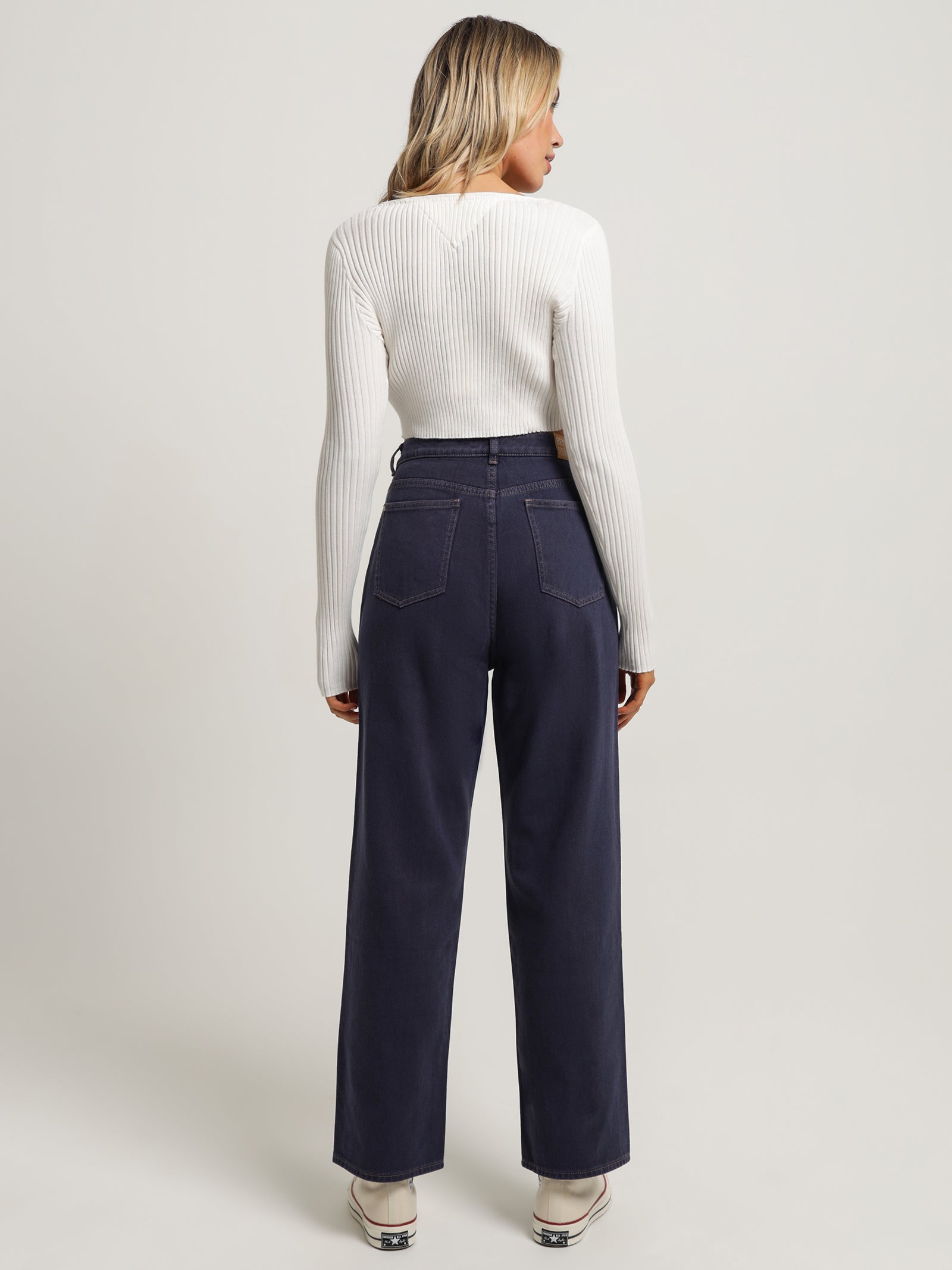 Badge Rib Knit Cropped Fit Cardigan