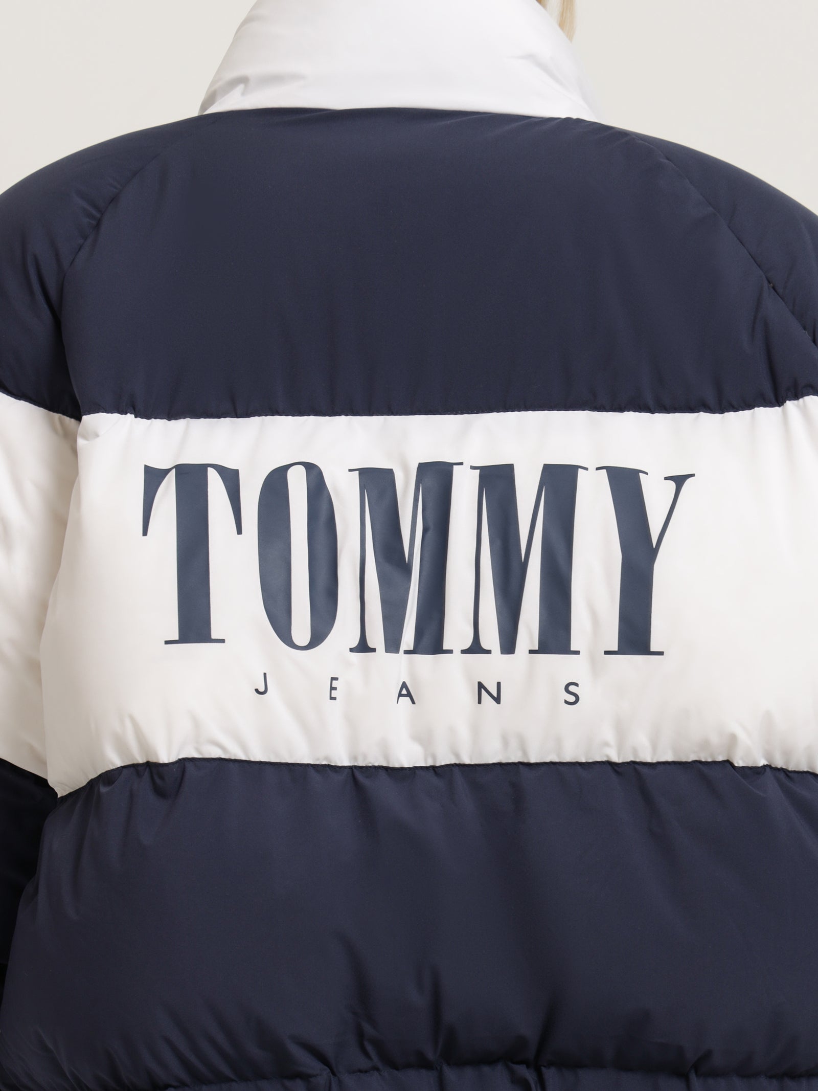 Colour-Blocked Oversized Puffer Coat