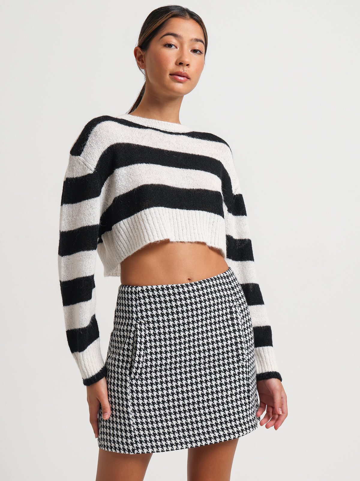 Hailey Houndstooth Skirt in Houndstooth