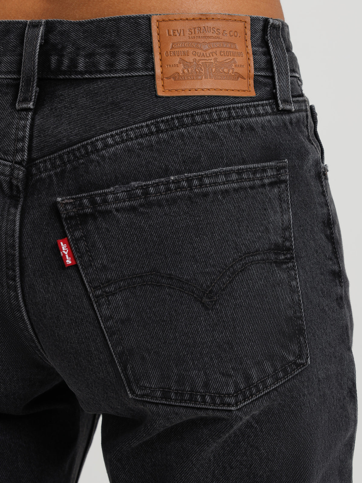 Levis Middy Straight Jeans | Washed Black