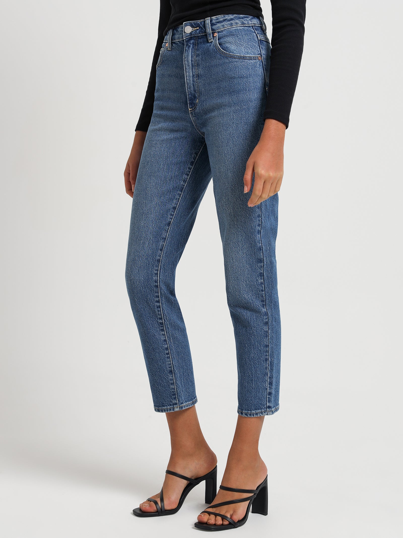 A 94 High Slim Jeans