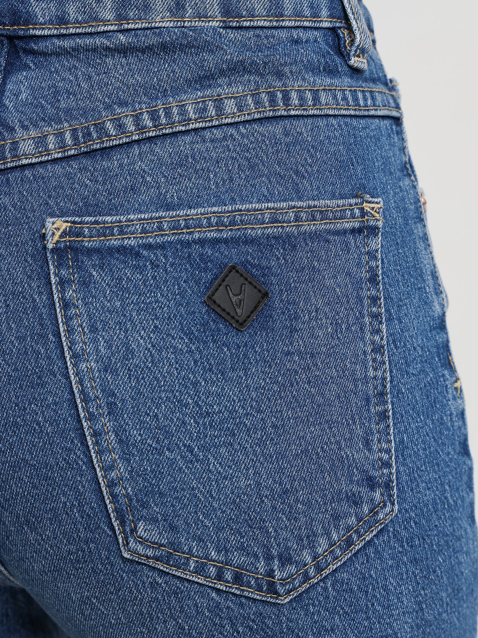 A 94 High Slim Jeans