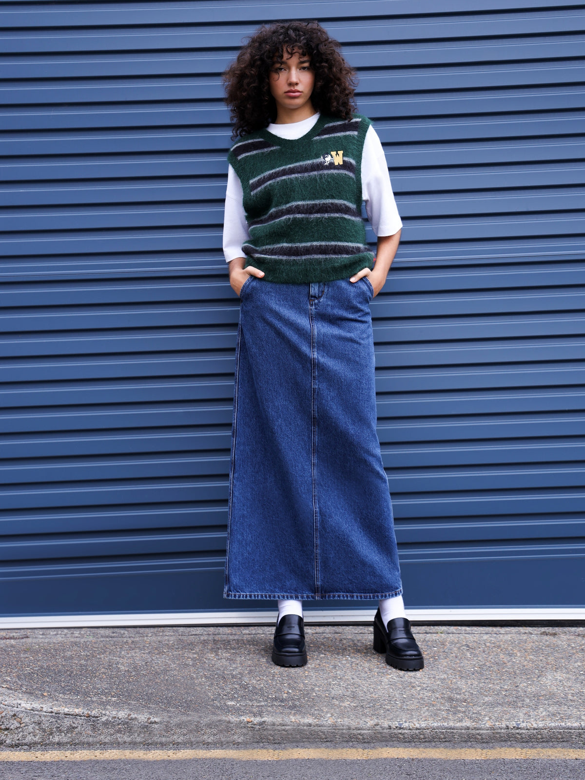 Farrah Maxi Skirt in Worn in Blue