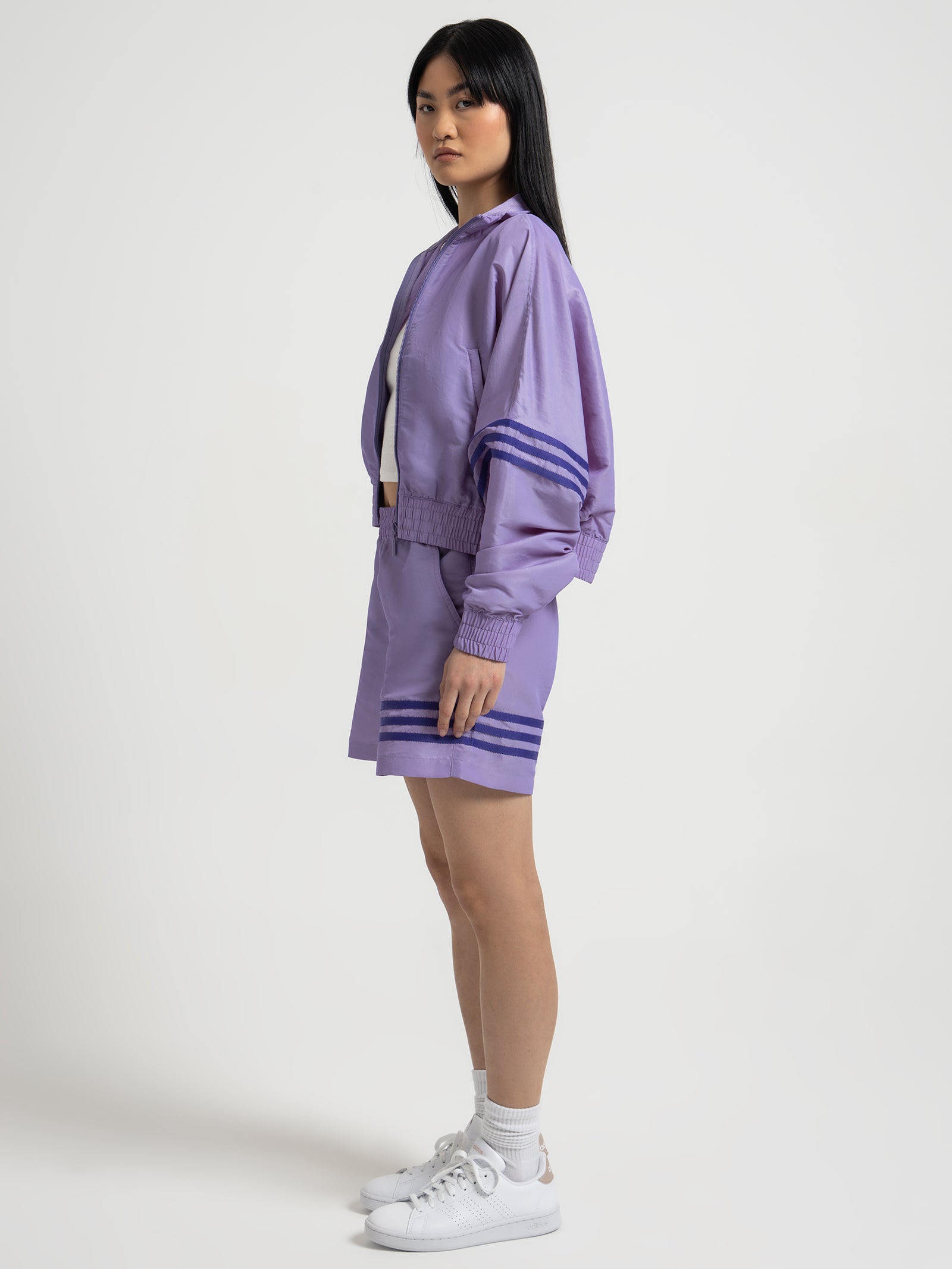 Adicolor Neuclassics Shorts in Magic Lilac - Glue Store