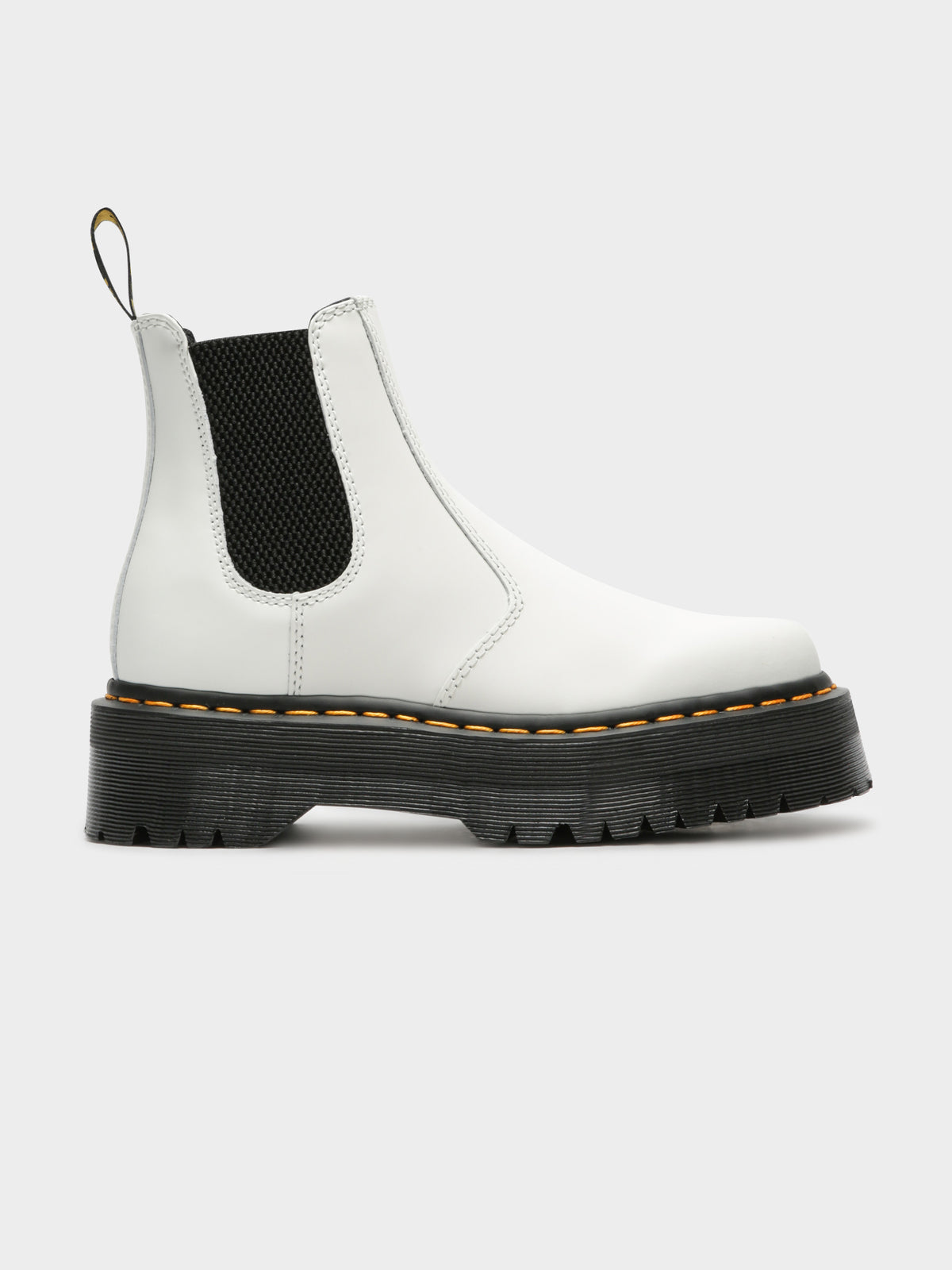 2976 Quad Smooth Leather Chelsea Boots in White