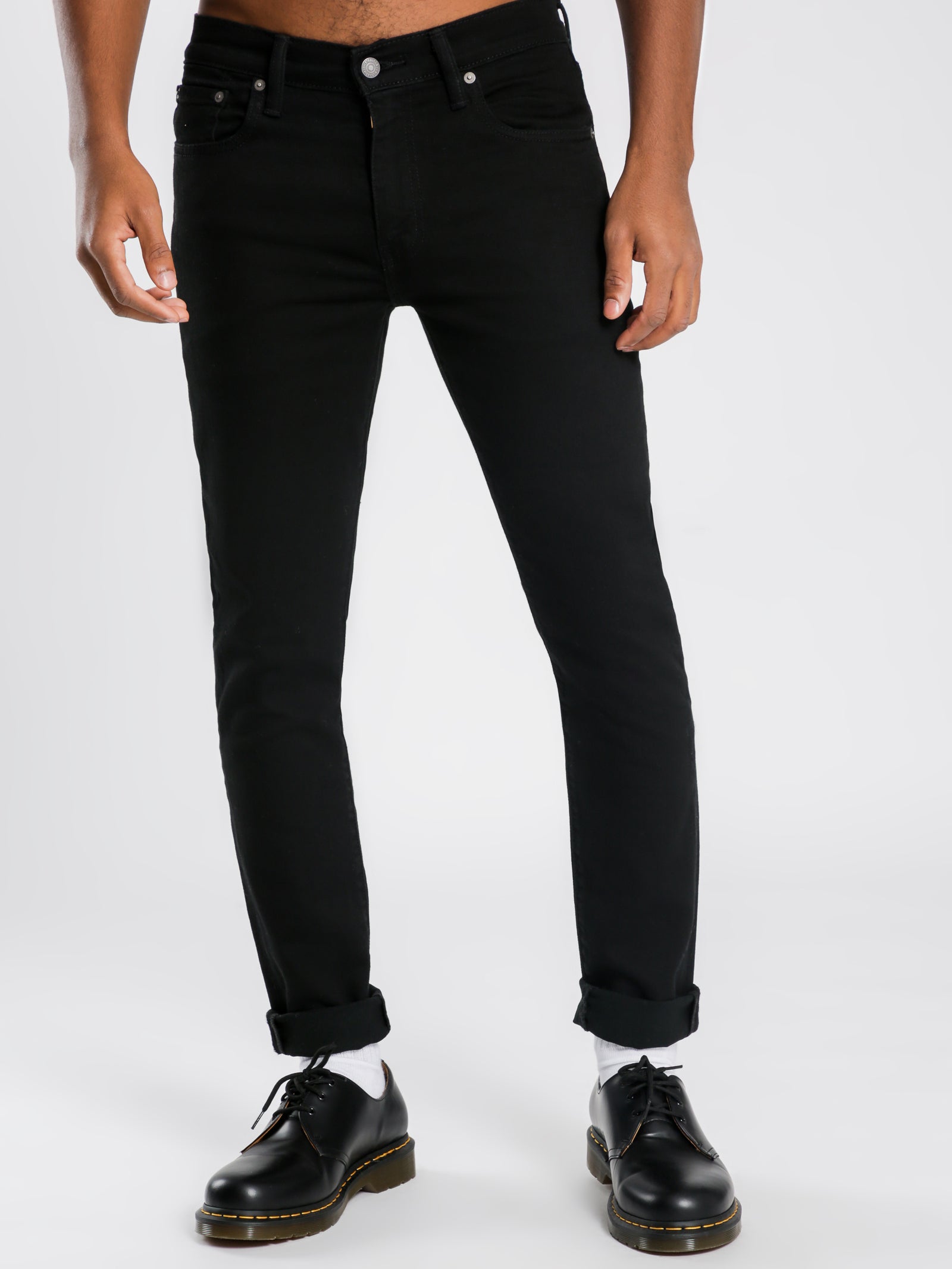 512 Slim Tapered Jeans