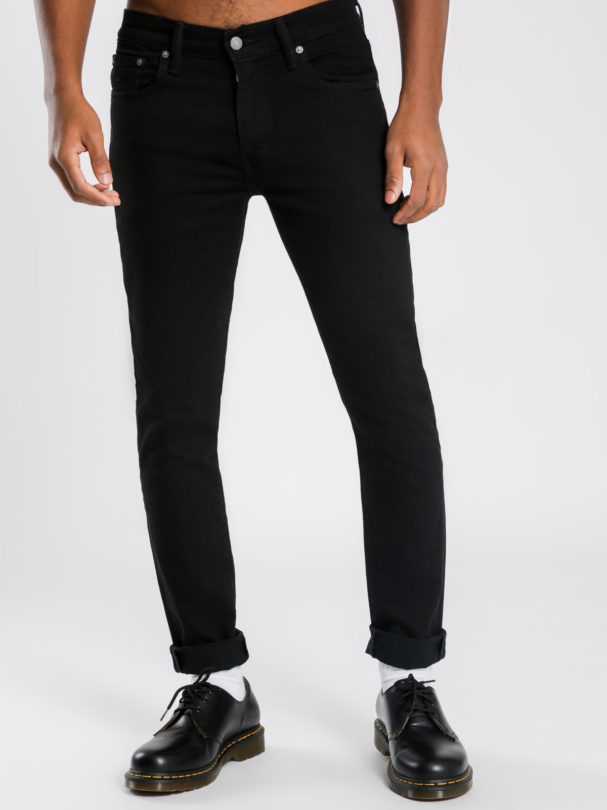 512 Slim Tapered Jeans in Nightshine Black Denim