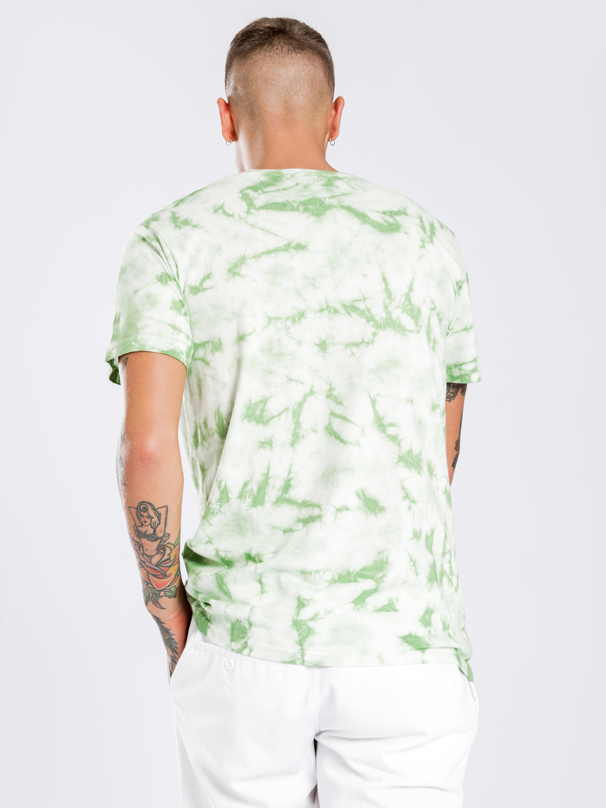 Authentic Costium T-Shirt in Green Tie Dye