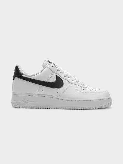 Womens Air Force 1 07 in White & Black