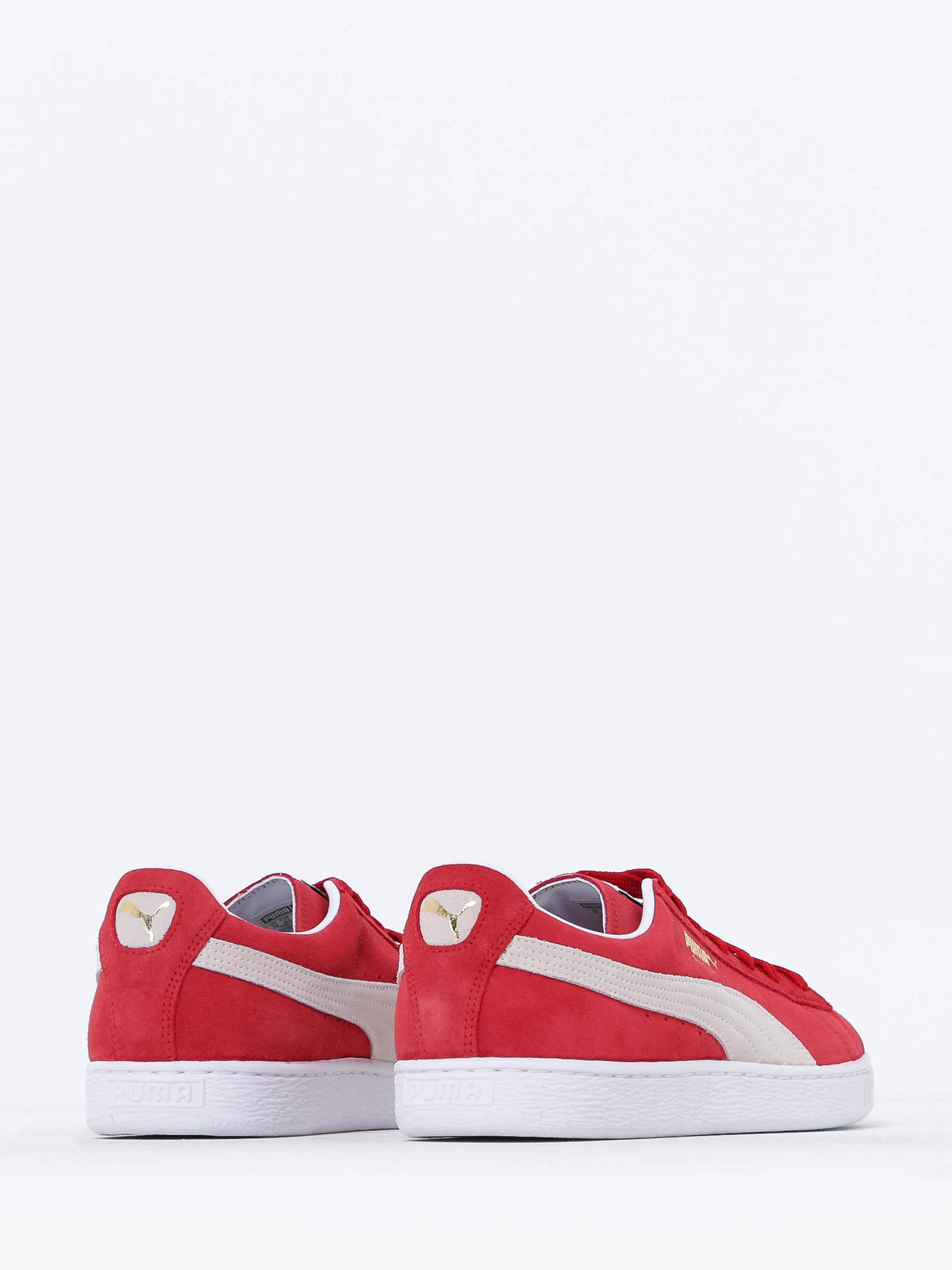 Unisex Suede Classic Sneaker in Red