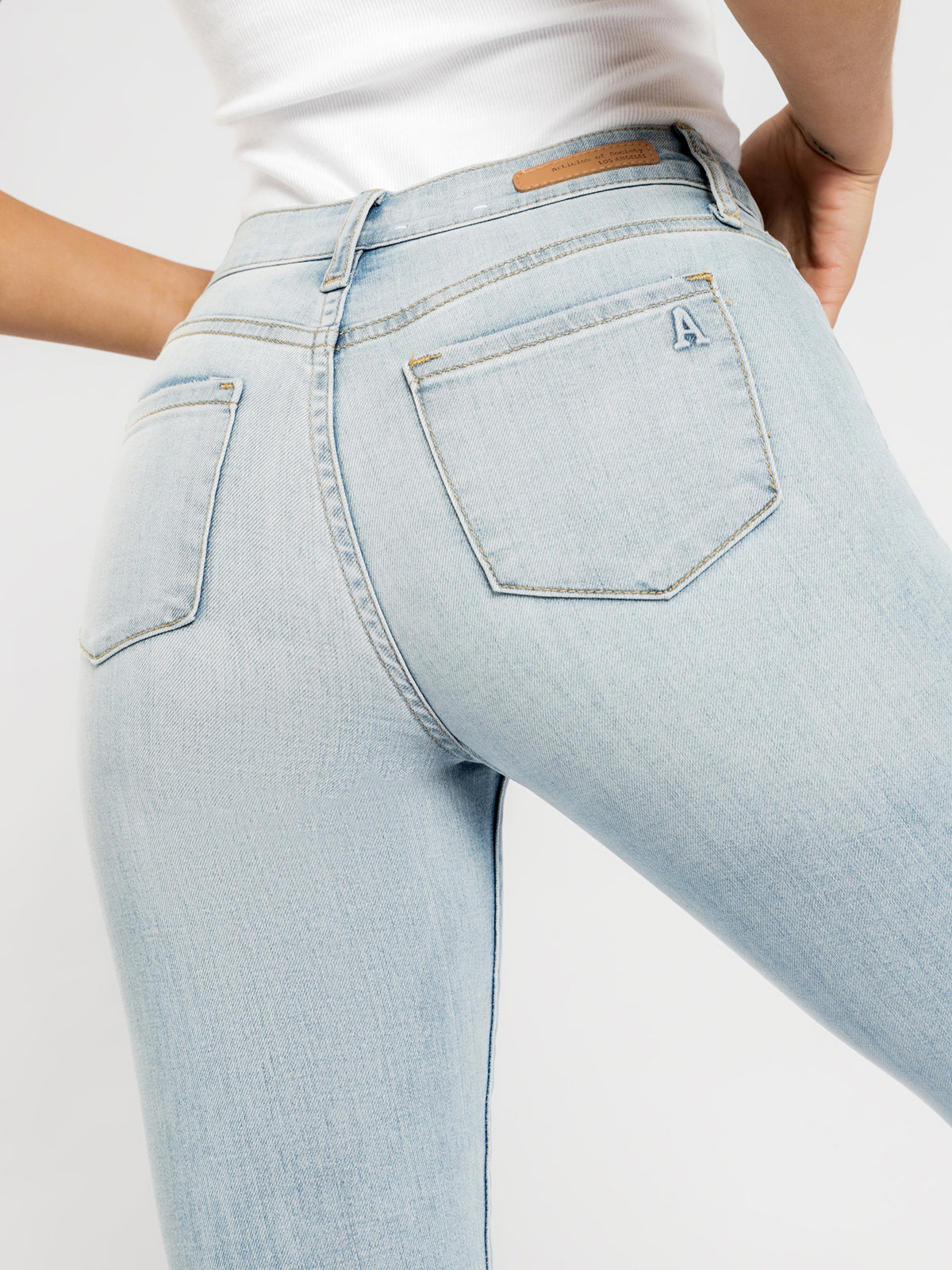 High Sarah Skinny Jeans in Summer Blues