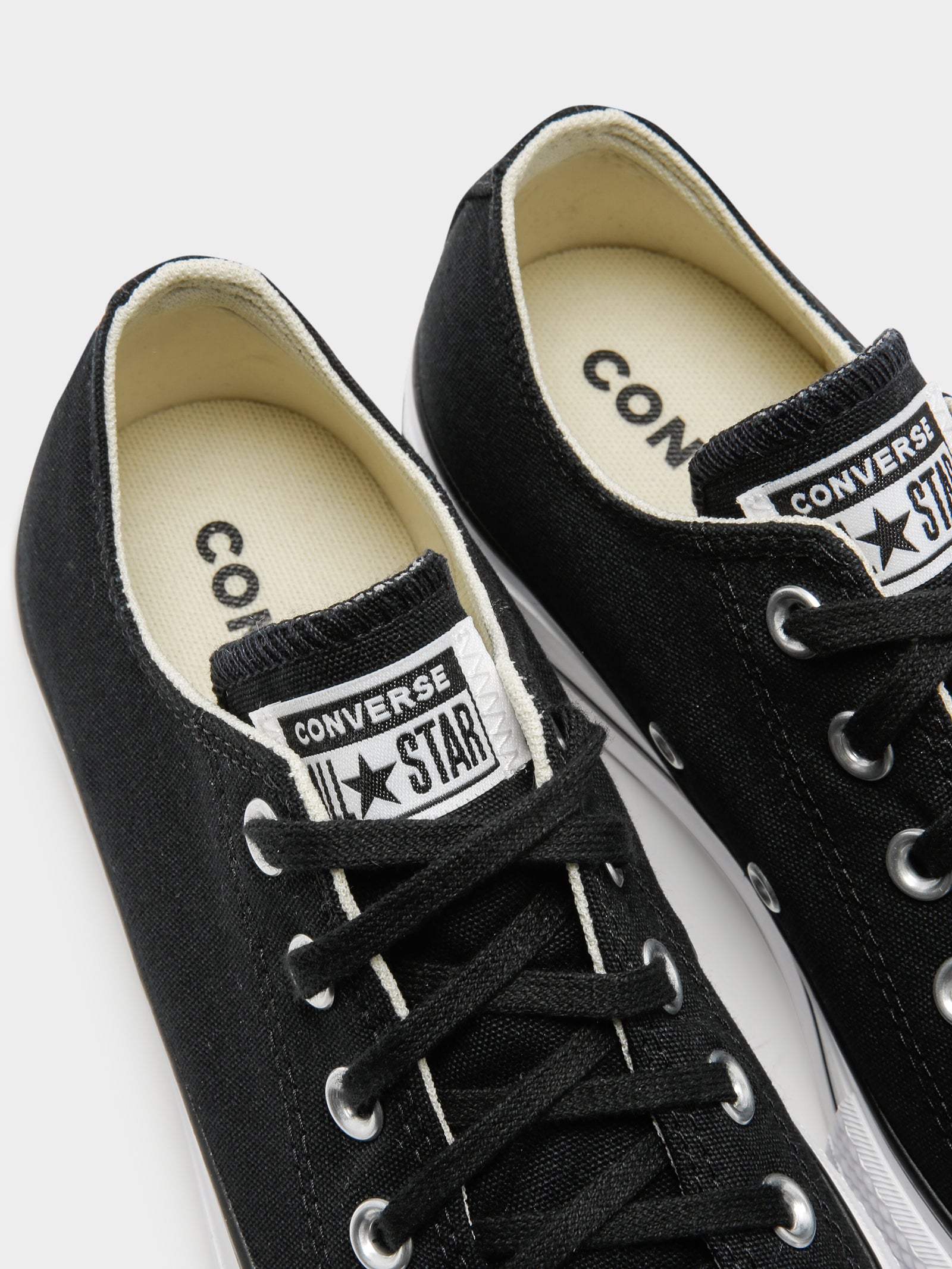 Womens CTAS Lift Low-Top Platform Sneakers