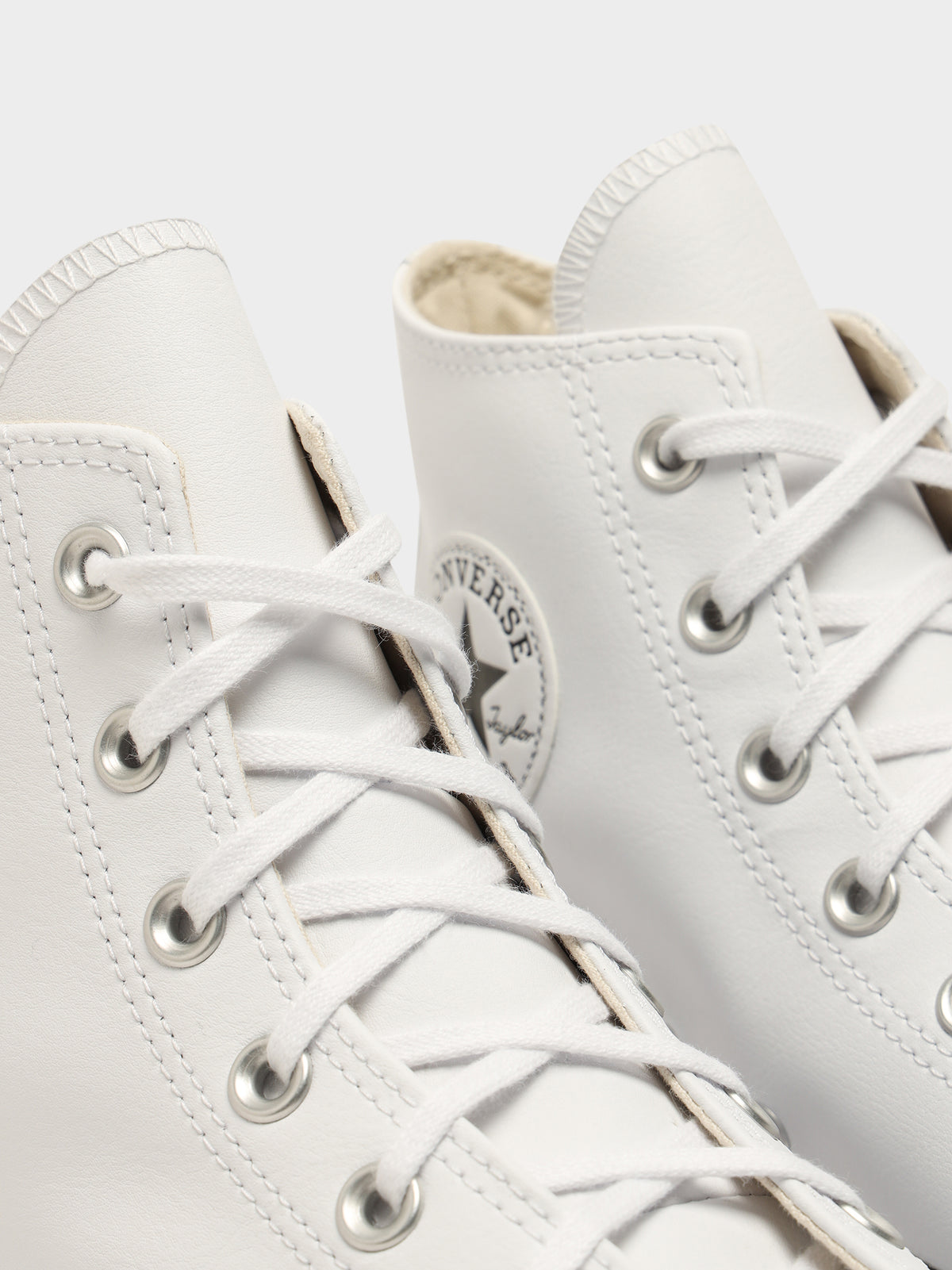 Womens Chuck Taylor All Star Lift Canvas High Top in White