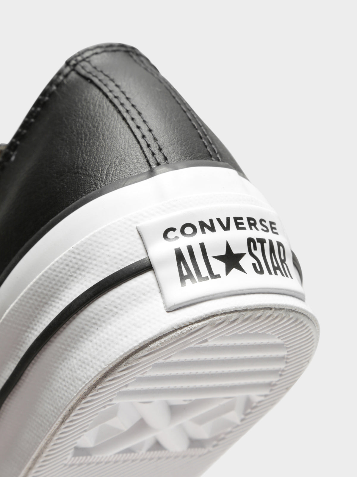 Converse Womens Chuck Taylor All Star Platform Clean Leather Low-Top Sneakers | Black/Black