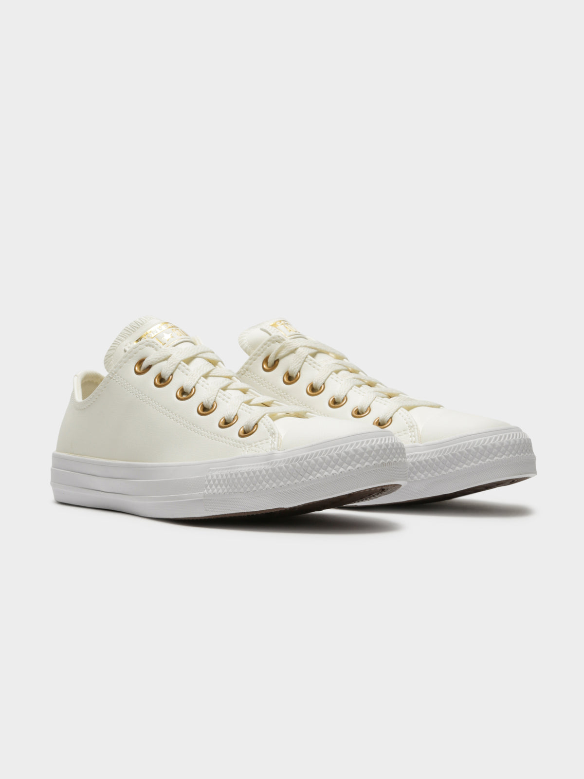 Womens Chuck Taylor All Star Go Gold Lo Top Sneakers in Egret Gold &amp; White