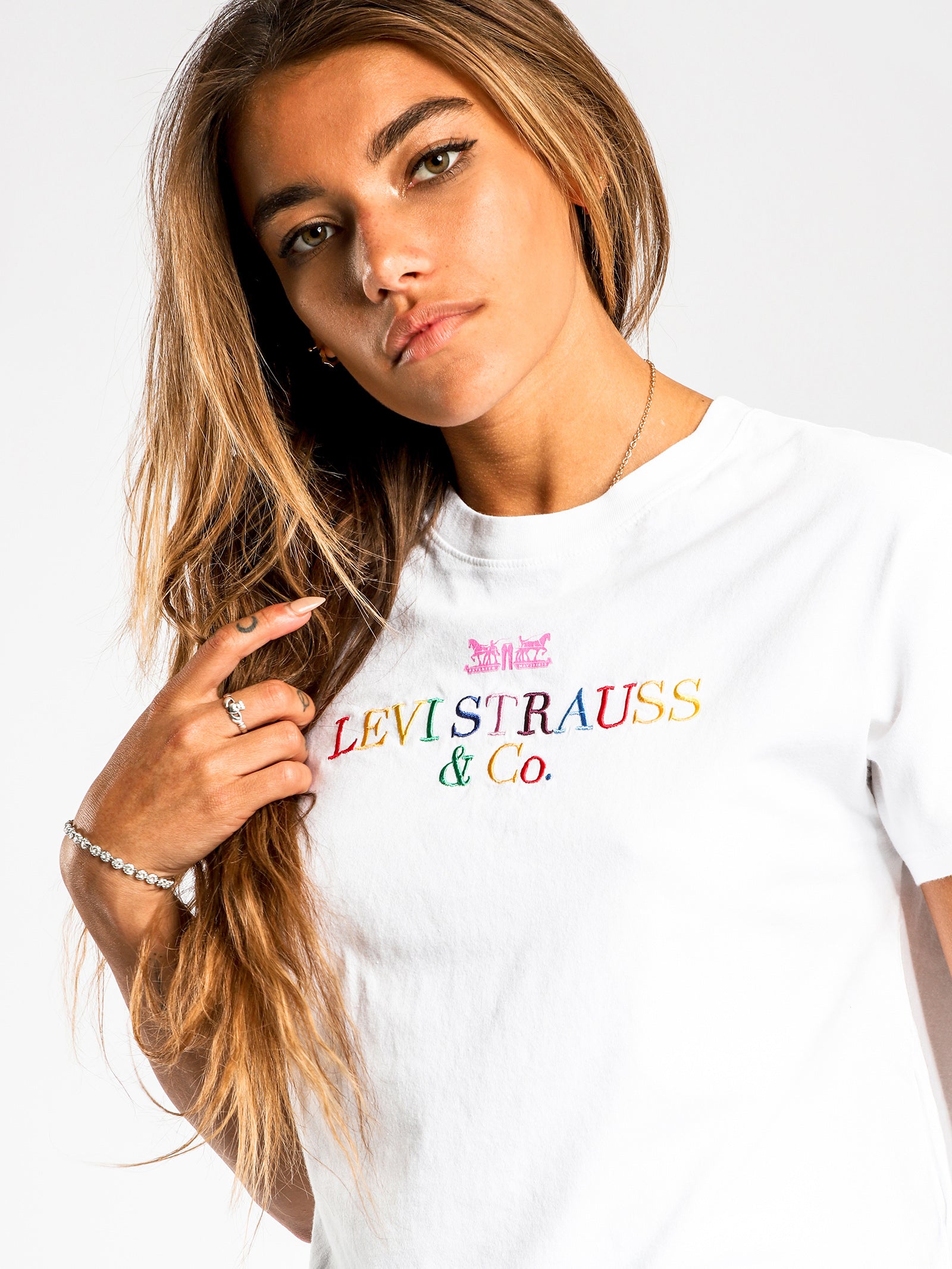 90s Text Logo Graphic Varsity T-Shirt