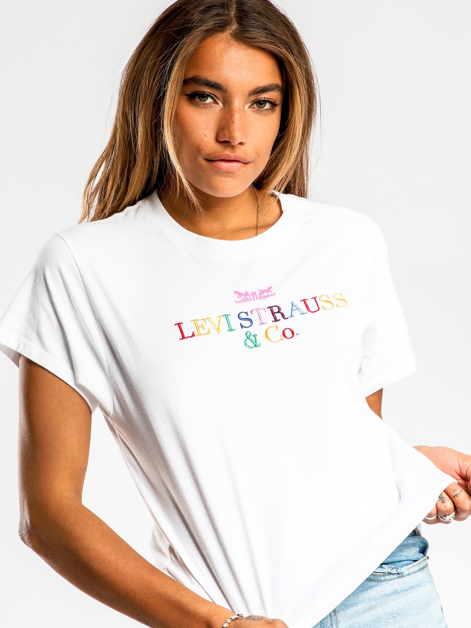 90s Text Logo Graphic Varsity T-Shirt