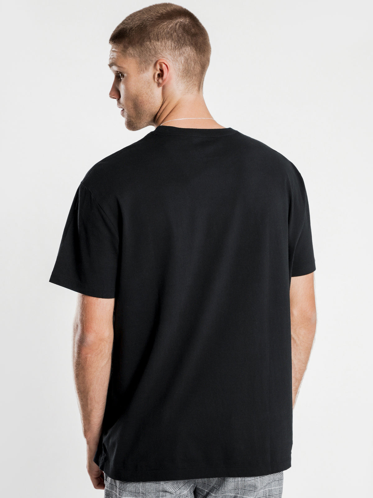 Classic Fit T-Shirt in Black