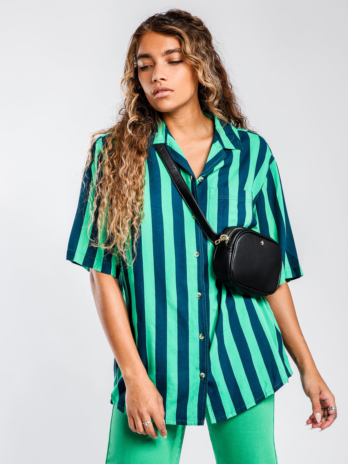 Hawaiian Short Sleeve Shirt in Green &amp;amp; Blue Stripe