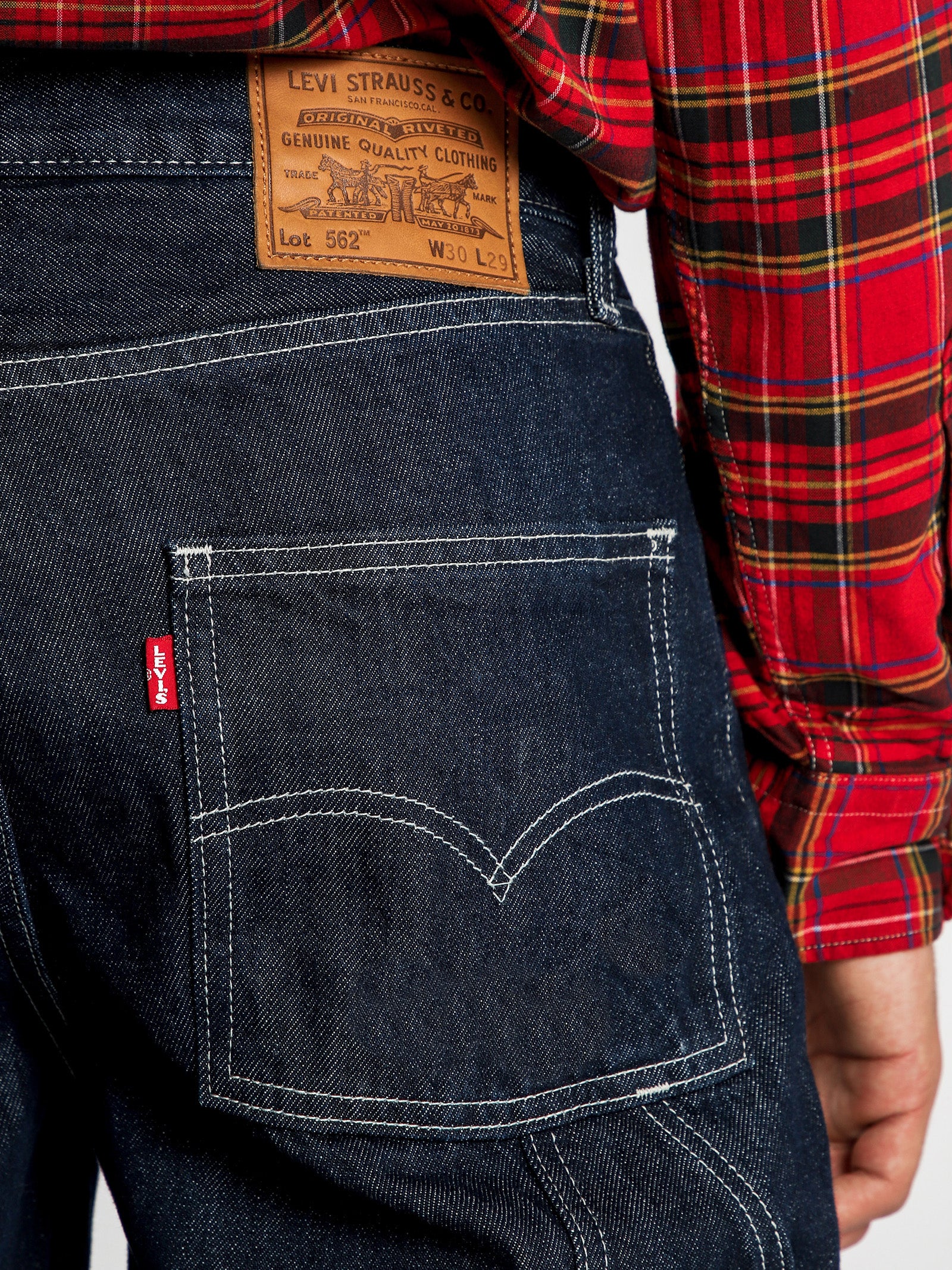 562 Loose Taper Utility Jeans