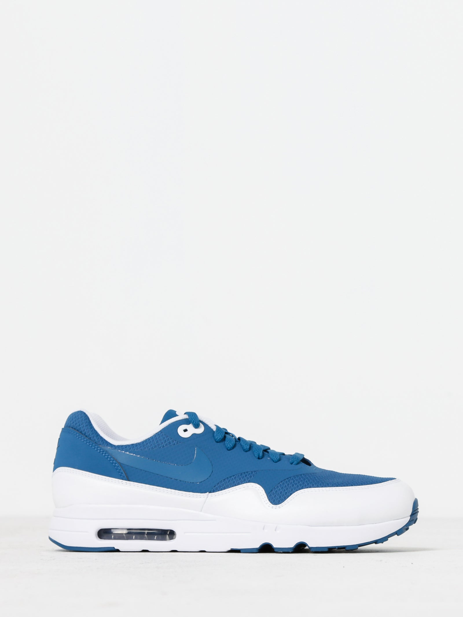 Mens Air Max 1 Ultra 2.0 Essential Sneakers