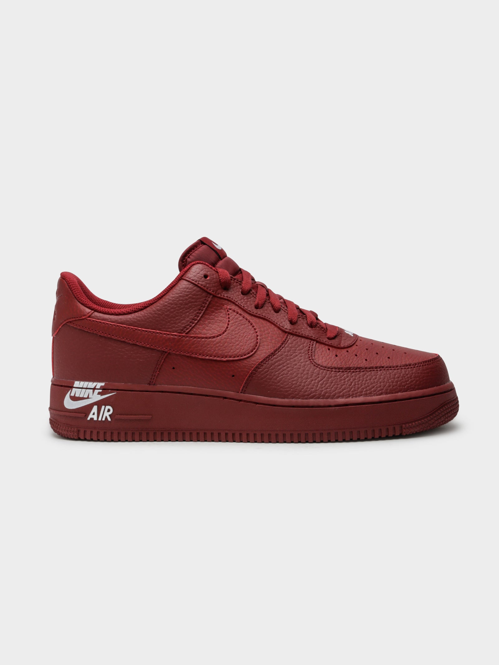 Unisex Air Force 1 '07 Sneakers in Crimson