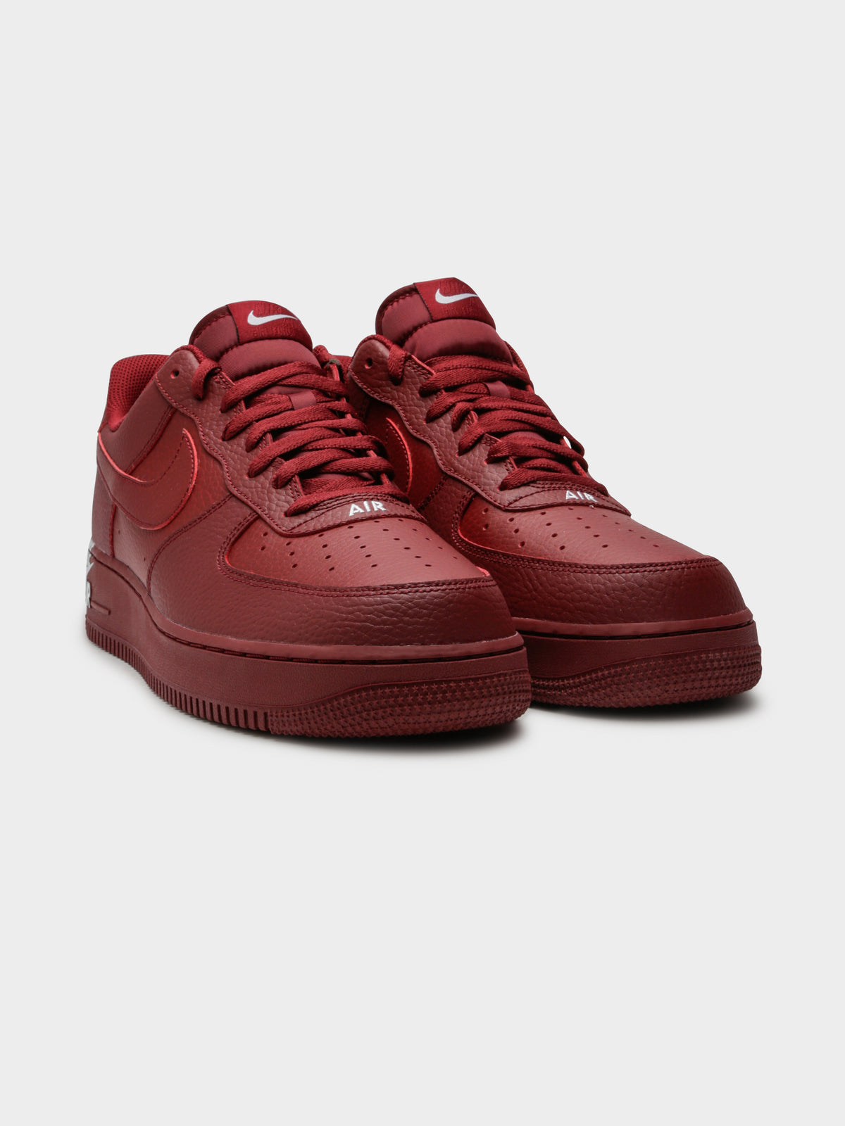 Unisex Air Force 1 &#39;07 Sneakers in Crimson