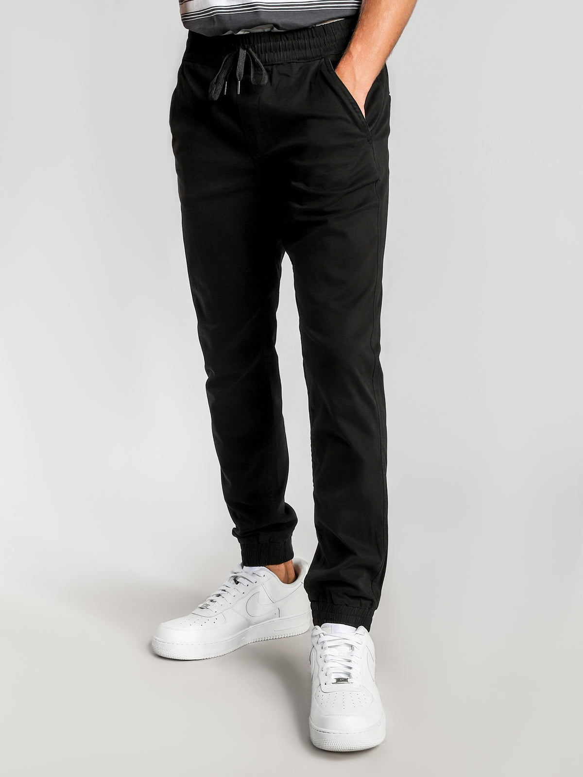 Indie Tapered Joggers in Black