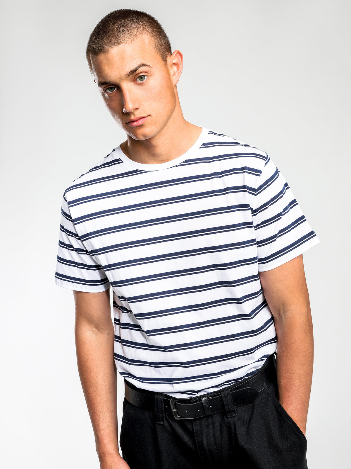 Cayo Short Sleeve T-Shirt in White &amp; Navy Stripe