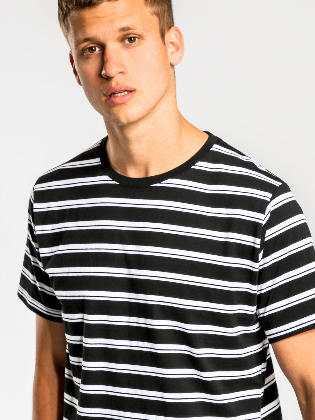 Cayo Short Sleeve T-Shirt in Black &amp; White Stripe